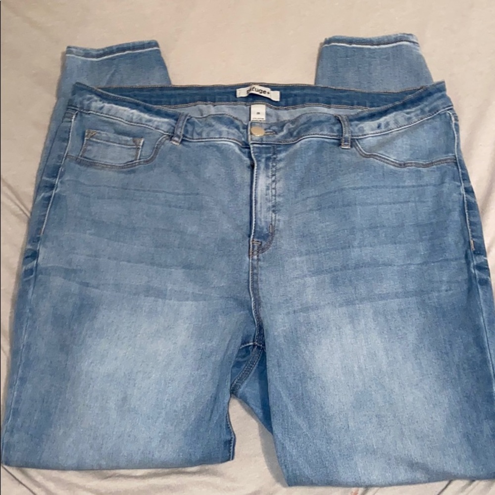 Blue skinny jeans